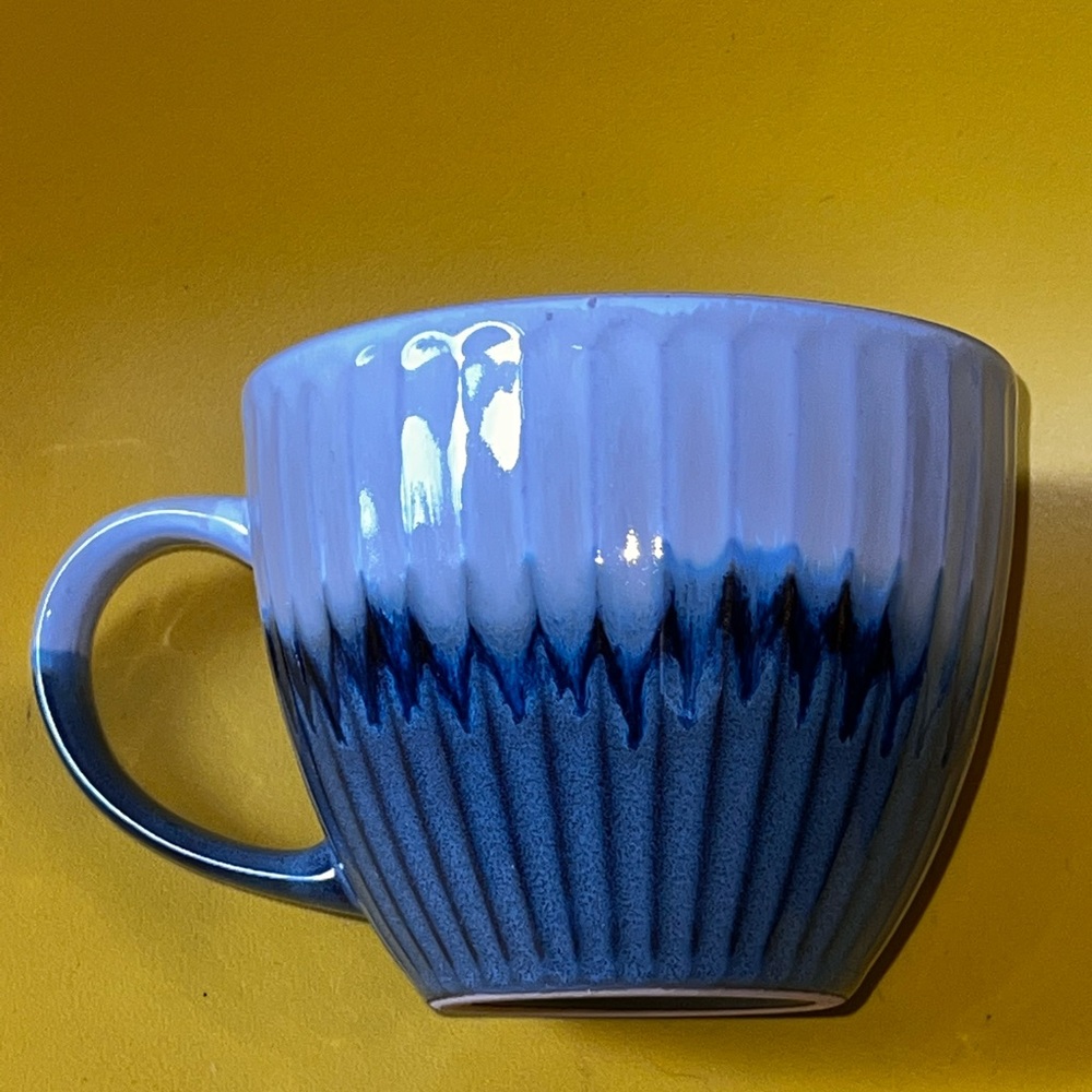 Belle Maison Coffee Cup Tea mug Blue White Stoneware artisan’s collection